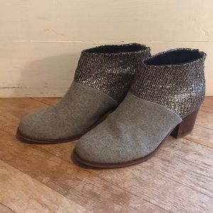 Toms booties